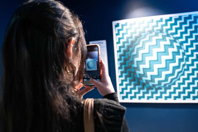Fotografiando una de las ilusiones del museo